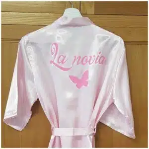 batas personalizados Batas Personalizadas Batas Personalizadas novia bata personalizada Batas Novias Originales Novias originales Bata para novias Bata Blanca