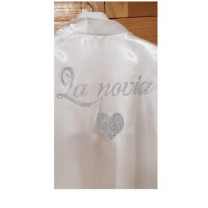 batas personalizados Batas Personalizadas Batas Personalizadas novia bata personalizada Batas Novias Originales Novias originales Bata para novias Bata Blanca