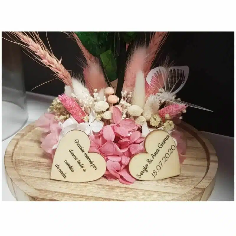 Cupula de cristal con rosa preservada