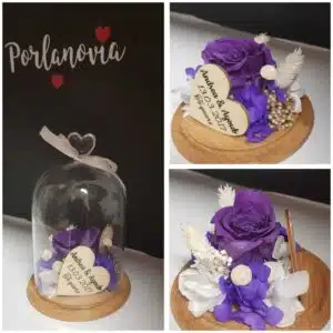 Cupula de cristal con rosa preservada