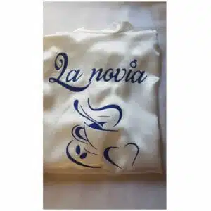 batas personalizados Batas Personalizadas Batas Personalizadas novia bata personalizada Batas Novias Originales Novias originales Bata para novias Bata Blanca