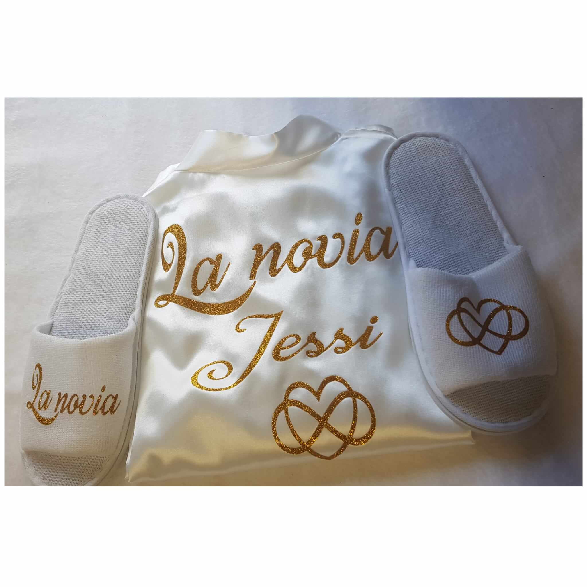 Bata personalizada y Zapatillas personalizadas