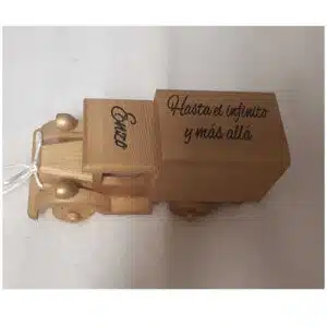 camion de madera para arras