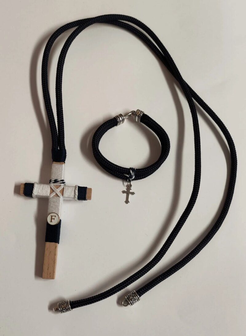 Cruz de madera para primera comunión