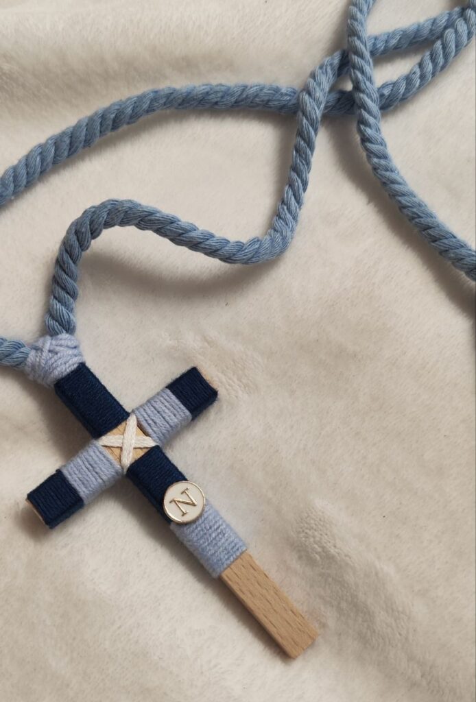 Cruces de madera para primera comunión