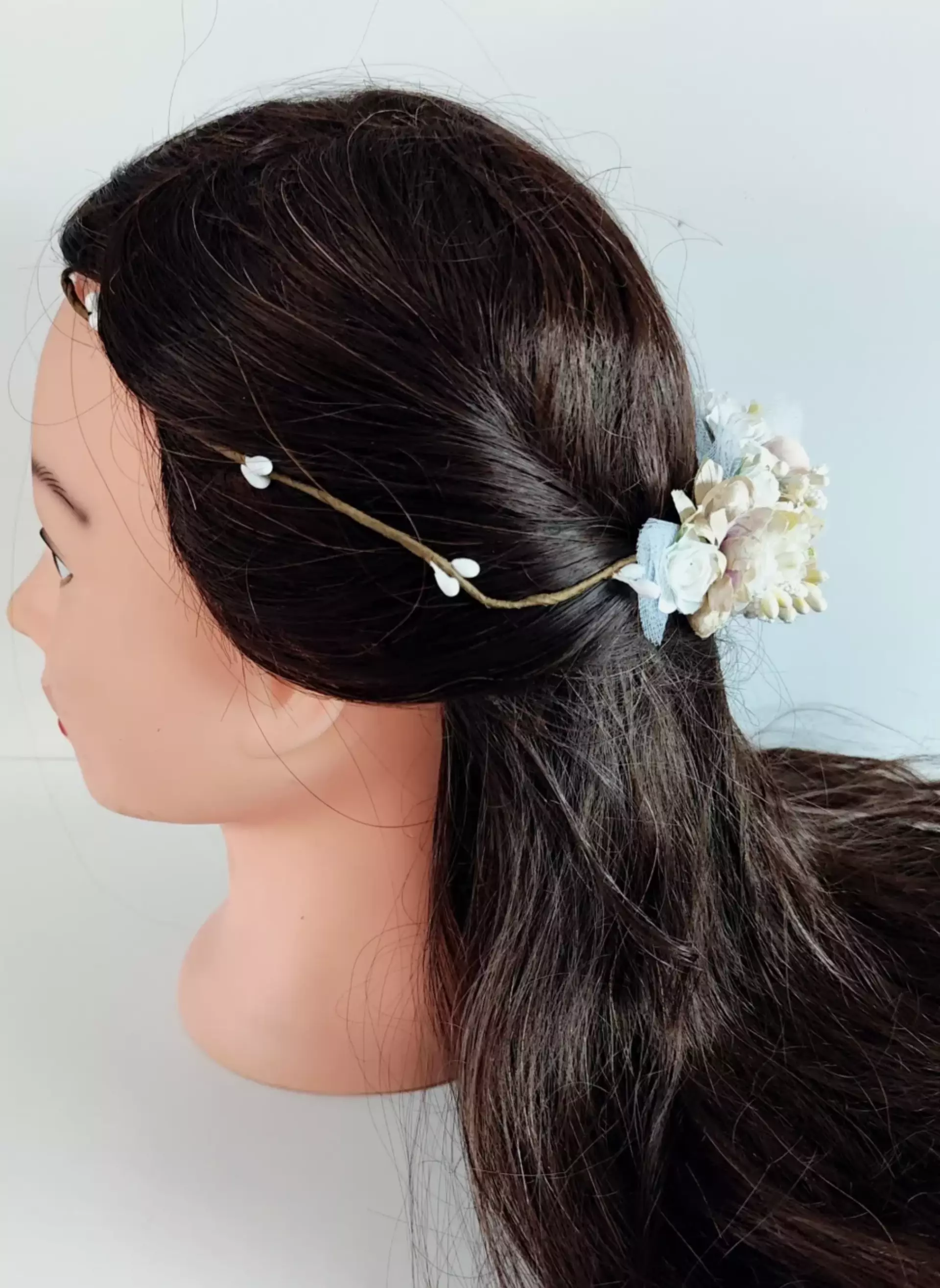 Corona de Flores Delicada para Comunión