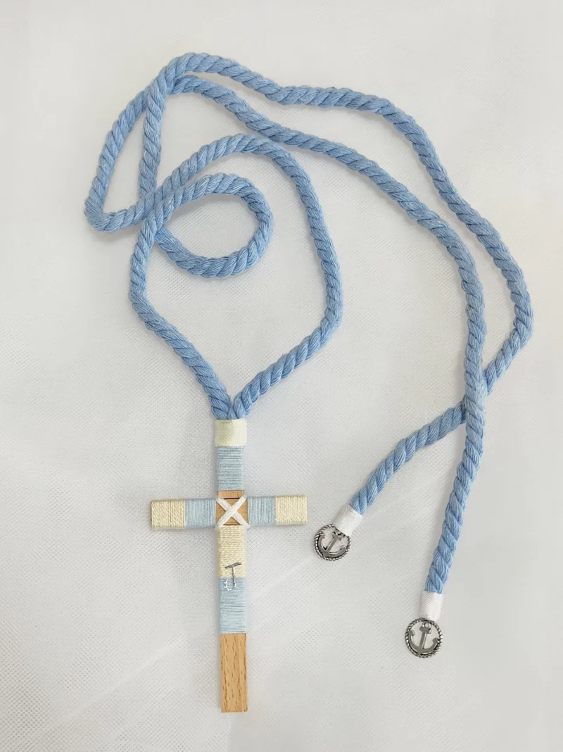 Cruz de madera para primera comunión de niño, tamaño 10 cm, personalizable.
