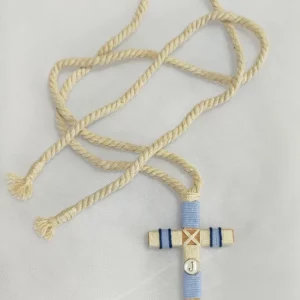Cruz de madera para primera comunión de niño, tamaño 10 cm, personalizable.