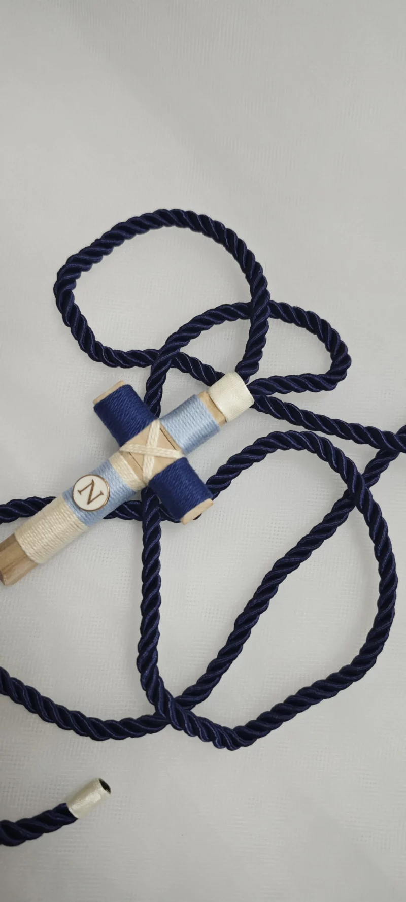 Cruz de madera para primera comunión de niño, tamaño 8 cm, personalizable.