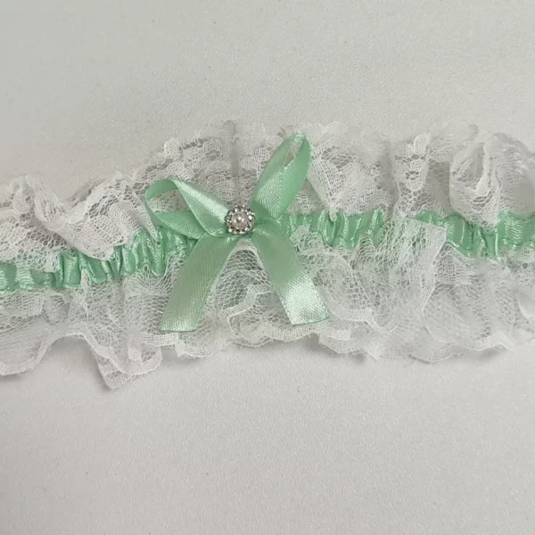 Liga de novia verde agua con encaje blanco y lazo