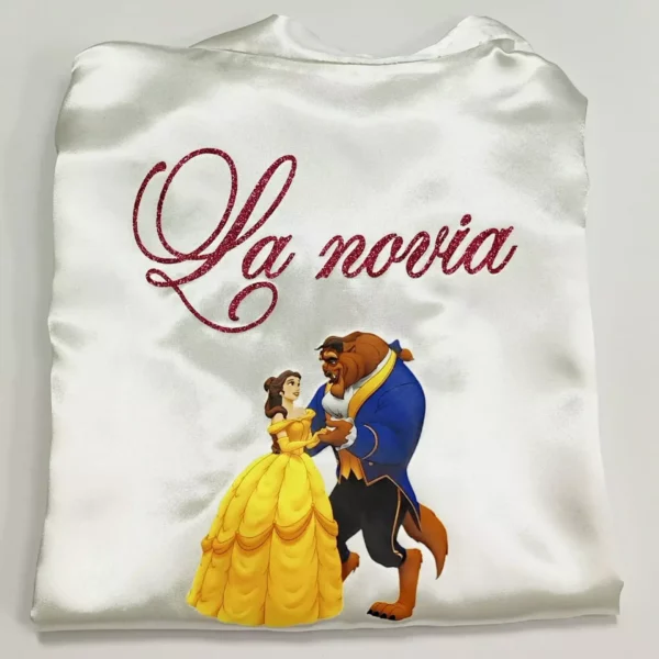 Bata de novia con impresión DTF de La Bella y la Bestia